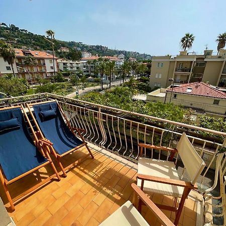 Casa Vacanze Il Veliero Lejlighed Bordighera Eksteriør billede